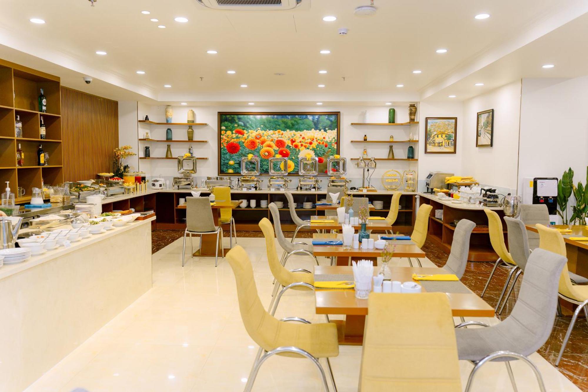 Khách sạn A25 - 145 Lê Thị Riêng