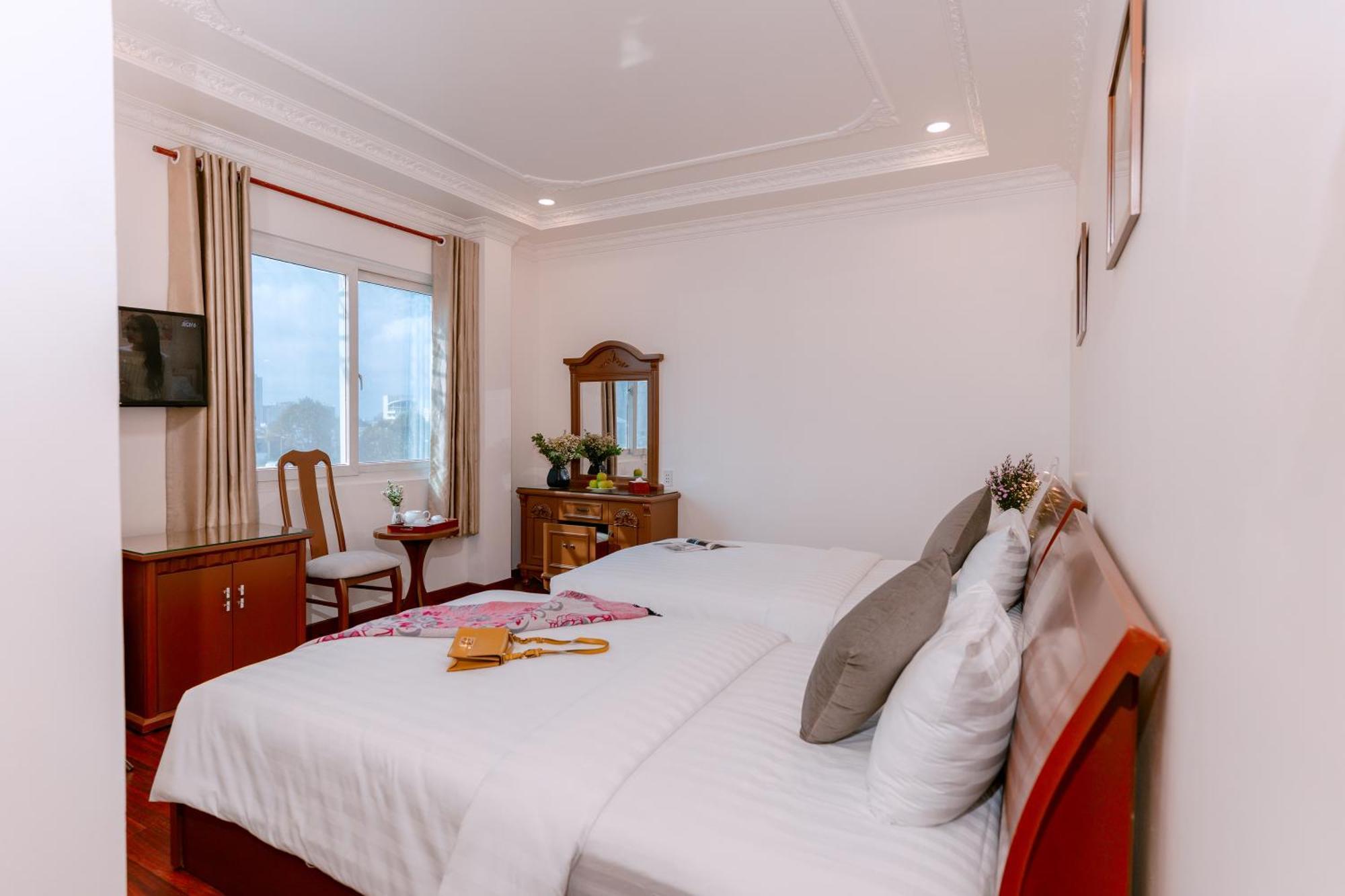 Hotel Dahlialand Saigon & Swimming Pool Ho Chi Minh City