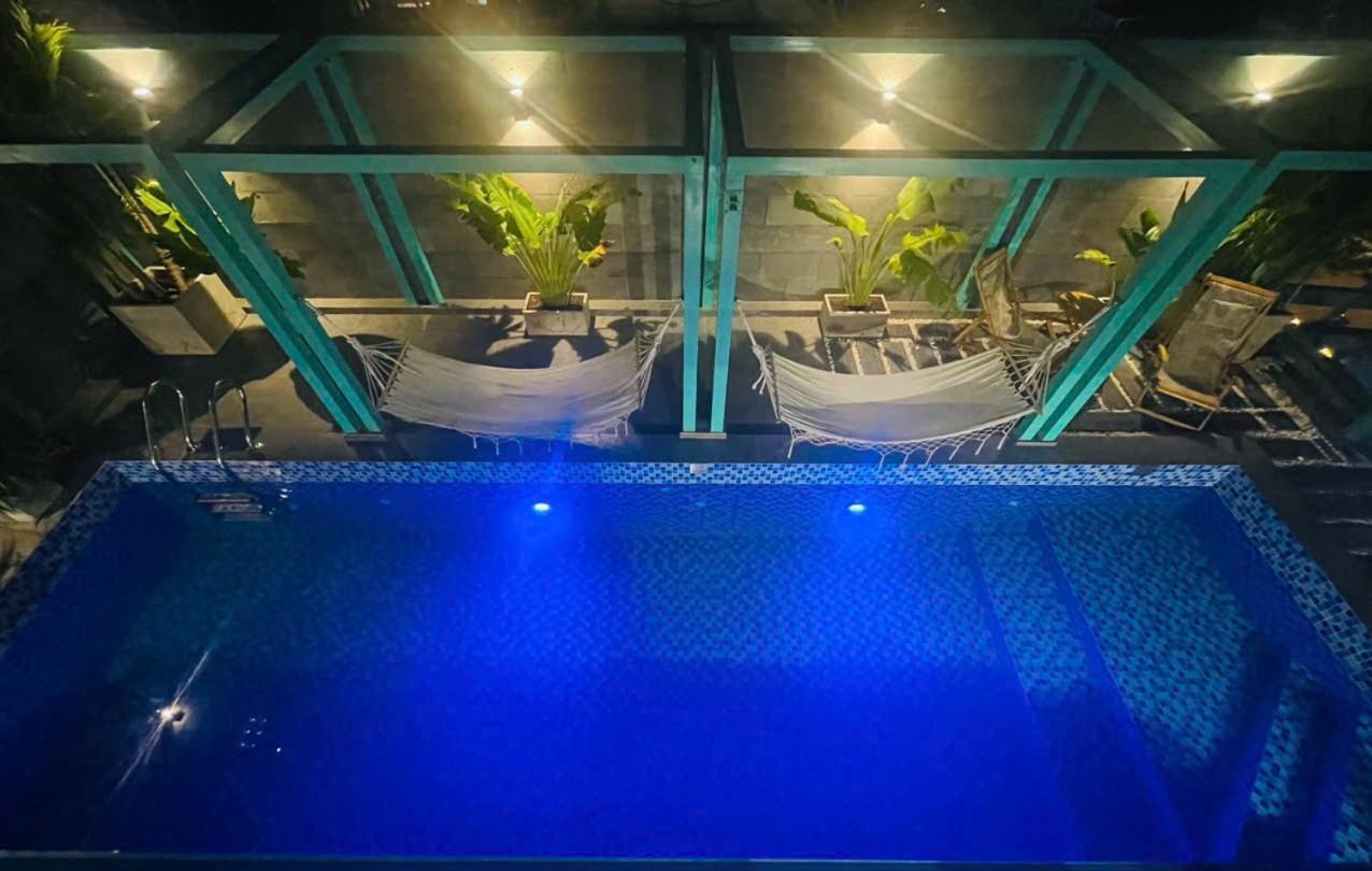 Dahlialand Saigon & Swimming Pool 4*